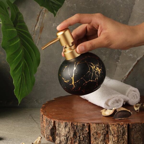 Siroqa Round Soap Dispenser - Black