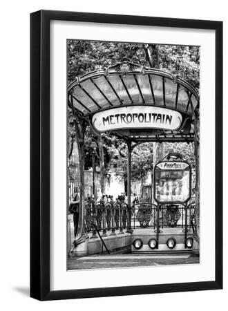 Paris Focus - Abbesses Metro - Black Framed Art Print Wall Art, 12x18